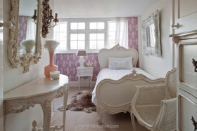 Apsley House - antique furniture,mirror