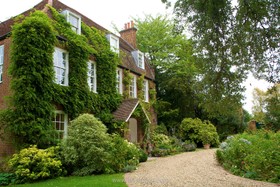 austen-house/thumbnails/austen-house_t_01.jpg