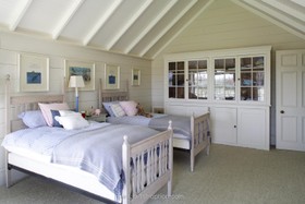 Bazeley House - 