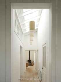 Beauty Point - hallway,modern