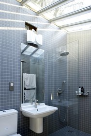 Birchwood House - modern,bathroom,shower
