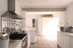 The Boathouse - floor - light,floor - tiled,country,kitchen,modern