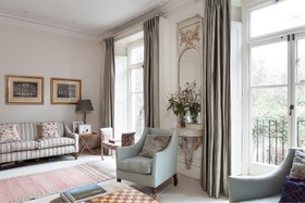 Braeburn House - 