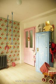 Broadhurst Gardens - bright colours,children's bedroom,floor - light,floor - wooden,wallpaper