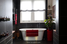 Cheriton Square - modern,bathroom,dark colours,floor - dark,floor - tiled