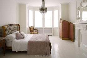 Creffield - antique bed,antique furniture,period,bedroom,floor - light,floor - wooden,white space