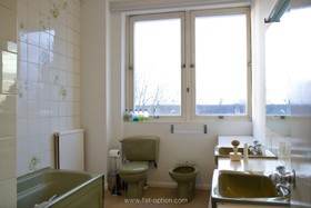 Deerhurst Road - bathroom