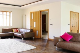 Etchingham Park - living room,floor - wooden,modern,floor - dark