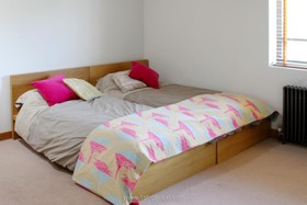Etchingham Park - modern,bedroom