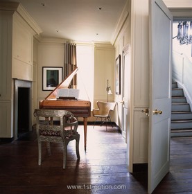 Fournier Street - floor - wooden,piano,floor - dark,antique furniture