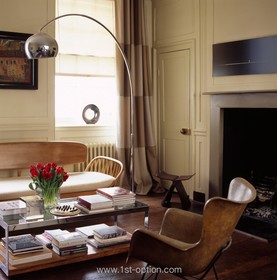 Fournier Street - living room,floor - wooden,fireplace,floor - dark,fireplace - working,period,retro/vintage