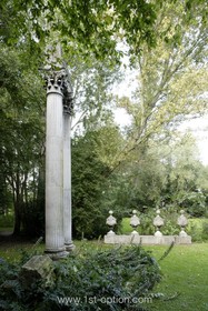 Harlow Garden - 