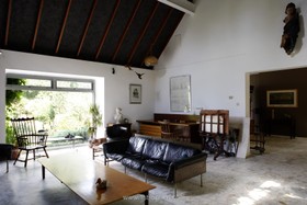 Harlow Garden - 