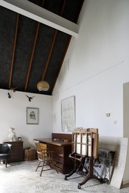 Harlow Garden - antique furniture