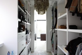 Heath House - walk in wardrobe