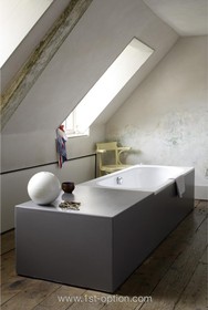 Henry VIII Boathouse - 