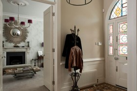 Hillbury - hallway
