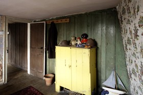 Jubilee Tavern - wood panneling