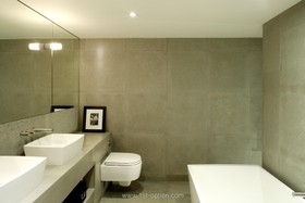 Lightbox - modern,bathroom,floor - tiled,floor - dark