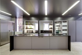 Line House - dark colours,floor - wooden,kitchen,floor - light,kitchen island,modern