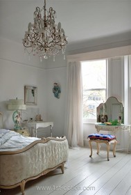 Mapesbury Road - antique bed,antique furniture,period,bedroom,boudoir,floor - light,floor - wooden,retro/vintage