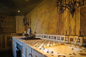 Mile End Road - dining room,kitchen