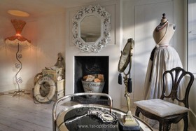 Mile End Road - mirror,quirky,fireplace,retro/vintage,floor - light,floor - wooden
