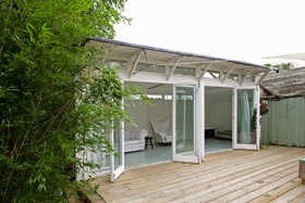 Mount Pleasant - summerhouse,terrace/patio