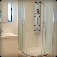 Perseverance Loft - shower,modern