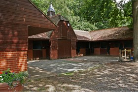 Pinewood House - garage,stables