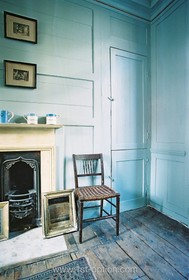 Princelet Street - bright colours,period,fireplace - working,fireplace,floor - dark,floor - wooden