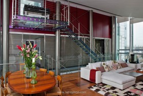 Roger's Penthouse - dining room
