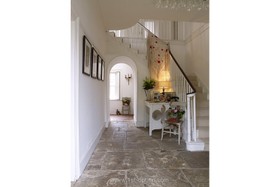 Rose Villa