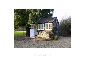 Rose Villa - summerhouse