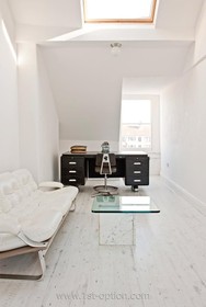 Ruby House - floor - light,floor - wooden,minimalistic,modern,study