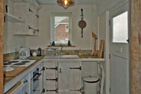 Seascape - kitchen