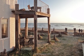 Seascape - beach,garden,terrace/patio