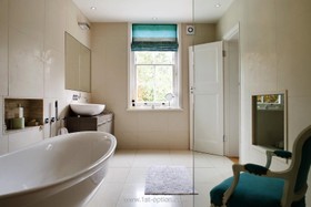 Strawberry Vale - modern,bathroom,floor - light,floor - tiled