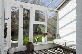 Streatham - conservatory,floor - tiled
