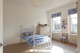 Streatham - children's bedroom,floor - carpet,floor - light