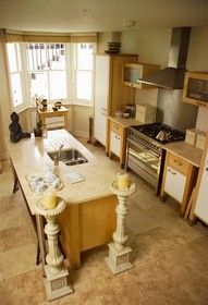 Tetcott Road - floor - light,floor - tiled,kitchen island,kitchen,modern