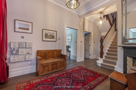 Tring - thumbnail