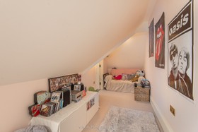 Tring - thumbnail