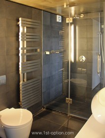 Union Wharf - bathroom,floor - dark,floor - tiled,modern