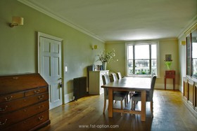 Vallance House - dining room,floor - wooden