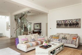 Ward House - modern,staircase