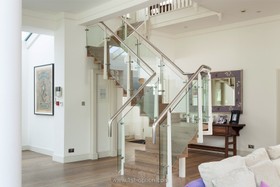 Ward House - attic,modern,bedroom