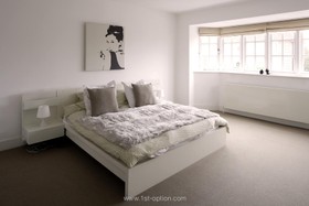 The White House - bedroom,floor - carpet,floor - light,modern