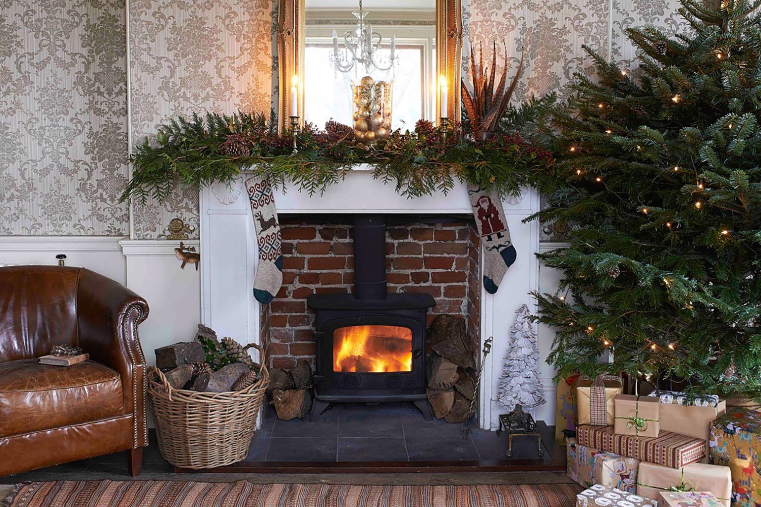 Cosy Christmas shoot locations: What to look for