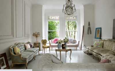 in-the-spotlight-shabby-chic